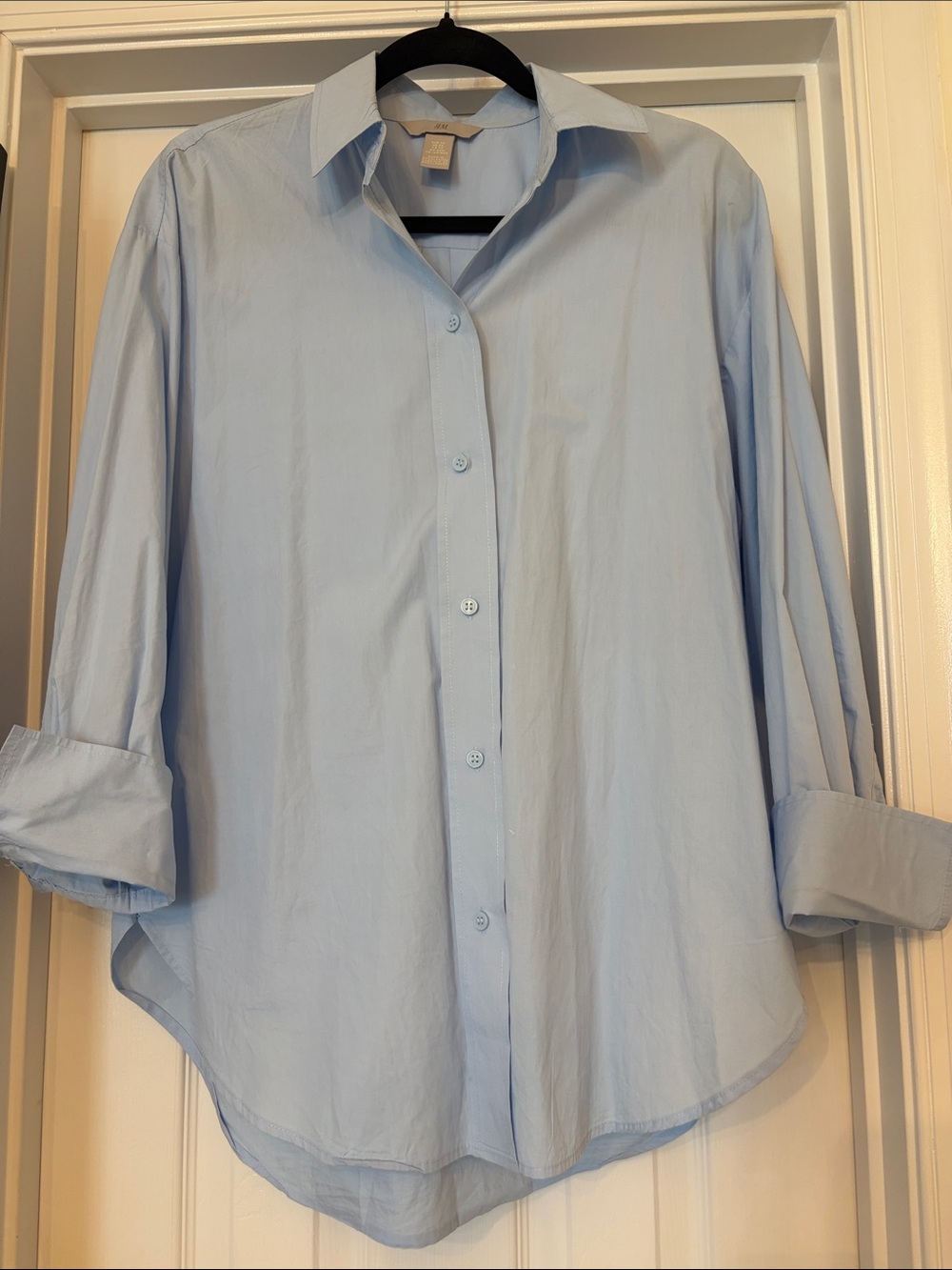 H&M Pale Blue Button-Up Dress Shirt